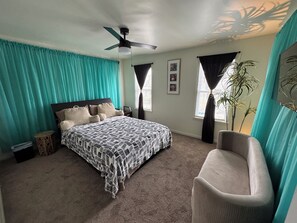 3 habitaciones, tabla de planchar con plancha, wifi y ropa de cama 