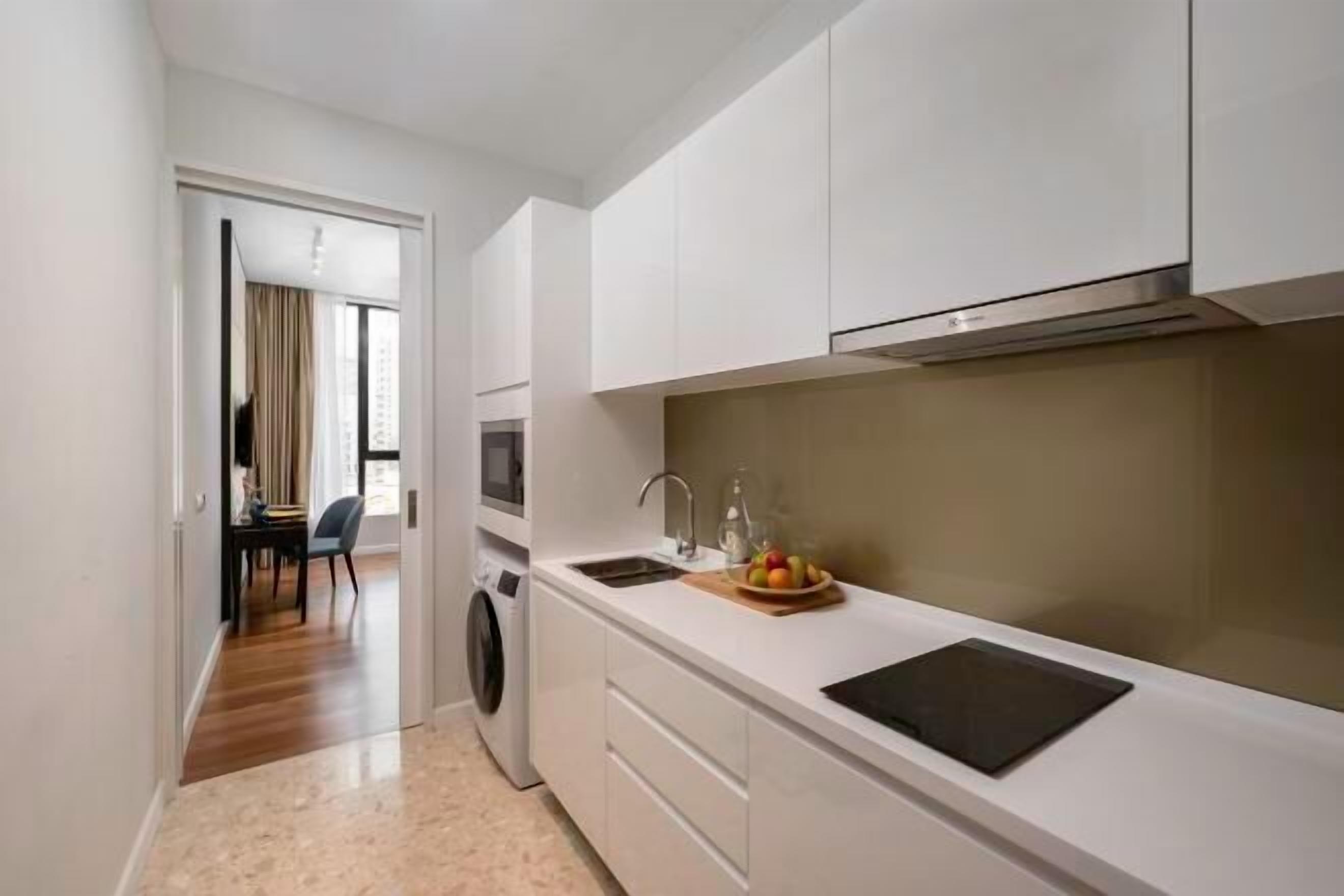 Private kitchen | Fridge, microwave