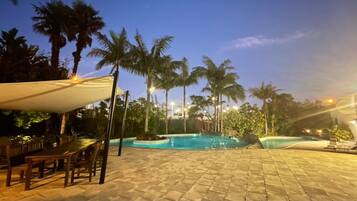 Indoor pool, outdoor pool