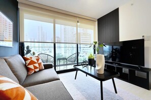 TV, offices