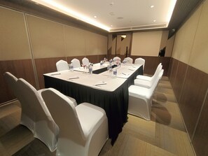 Meeting facility - Aralia International Airport Mumbai (Mumbai)