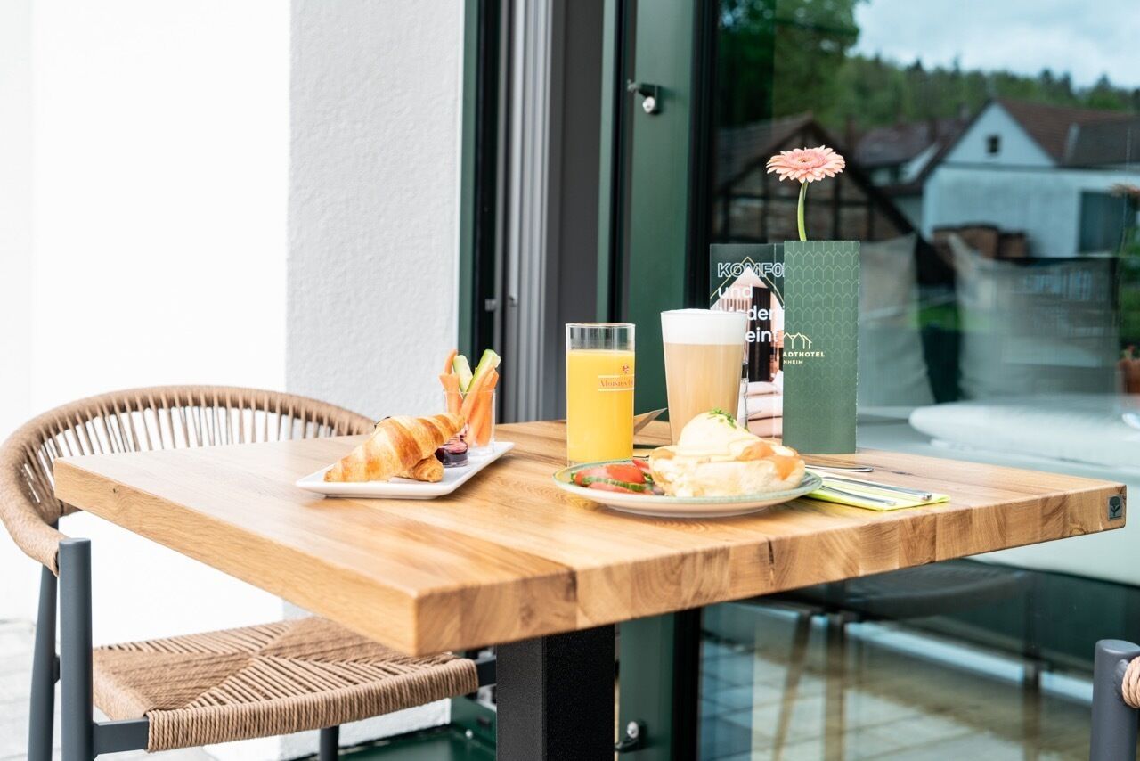 Comfort Double Room, 1 King Bed, Non Smoking | Terrace/patio