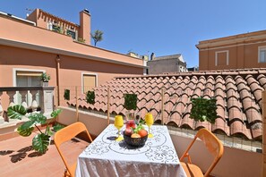 City Apartment | Terrace/patio
