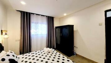 1 bedroom, iron/ironing board, WiFi, bed sheets