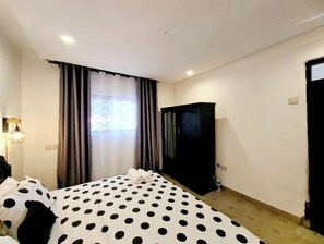 1 bedroom, iron/ironing board, WiFi, bed sheets