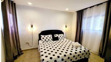 1 bedroom, iron/ironing board, WiFi, bed sheets