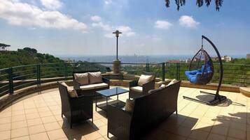 Apartment, 1 Bedroom, Balcony, City View | Balcony