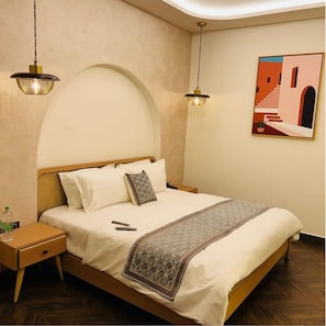 Deluxe Room | 1 bedroom, free WiFi, bed sheets - Hotel Bliss Breeze (Karnal)