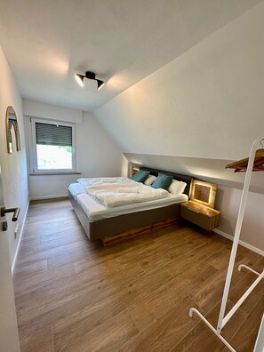 3 Schlafzimmer, Bügeleisen/Bügelbrett, kostenloses WLAN, Bettwäsche