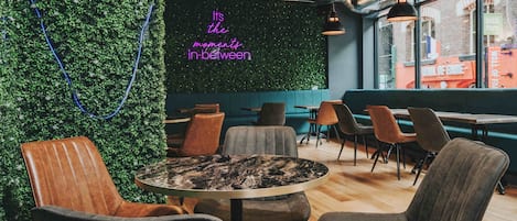 Bar (en la propiedad)