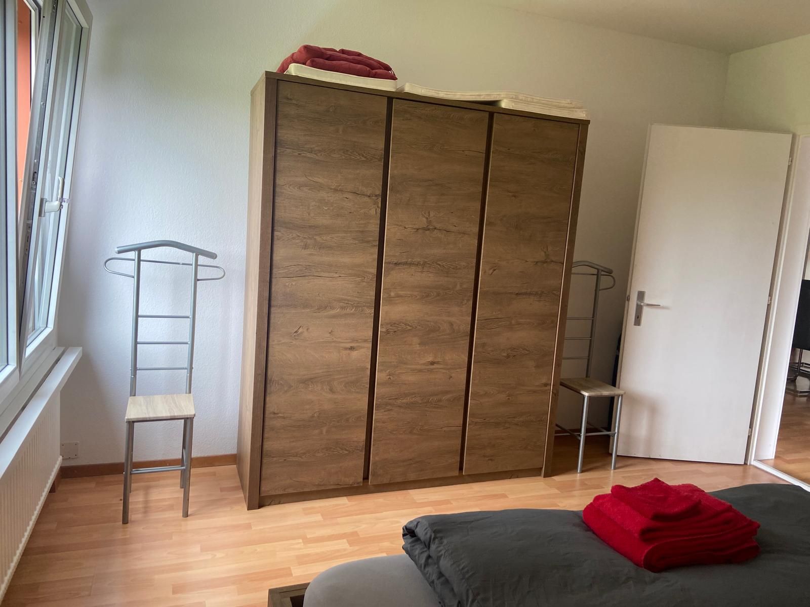 2 bedrooms, iron/ironing board, travel cot, free WiFi