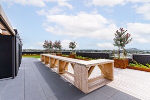 Terrace/patio - Ellerslie Sanctuary | Luxury Apt & Great Amenities (Auckland)