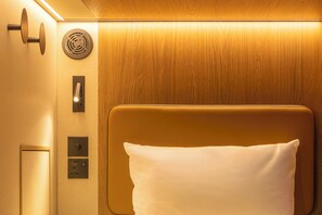 WiFi (free), bed sheets - Kabannas London St Pancras (London)