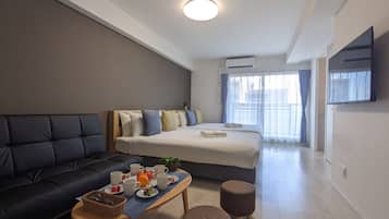 Blackout curtains, soundproofing, free WiFi, bed sheets