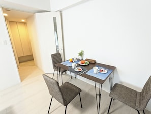 Comfort Triple Room | Blackout drapes, soundproofing, free WiFi, bed sheets - Eslead Hotel Osaka Nipponbashi (Osaka)