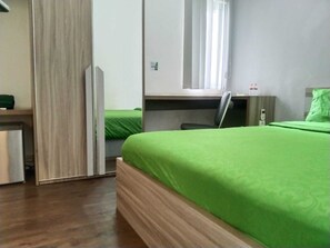 Studio Room | Free WiFi - Nature Aeropolis Residence Ar3 Powered By Archipelago (Tangerang)