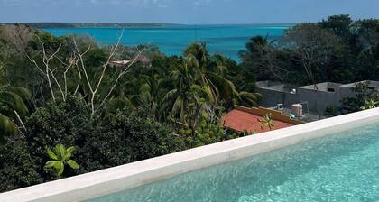 MICAELA apartment, pool, AC next to the lagoon