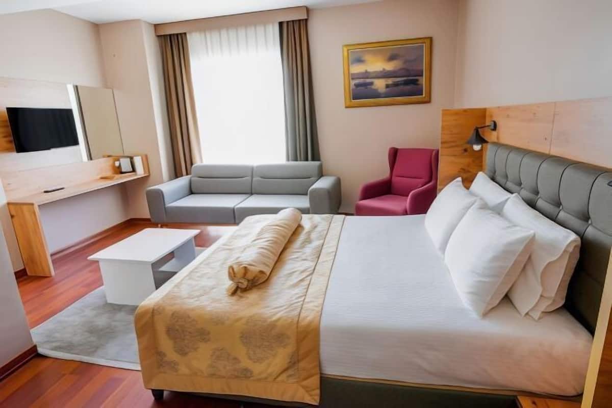 1 quarto, roupas de cama premium, frigobar, cofres nos quartos