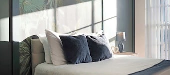 Stockton 5BR for Contractors with Free Parking
