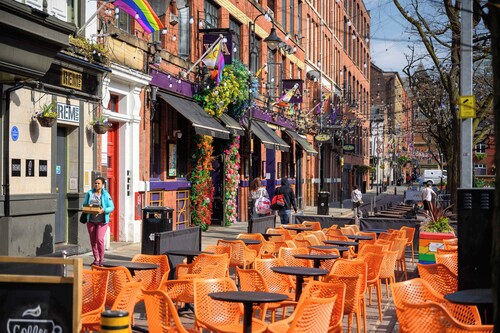 Free Parking Luxury Townhouse by City SuperHost