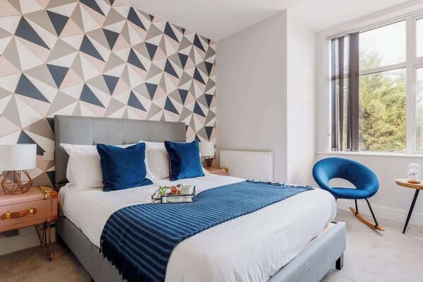 1 chambre, fer et planche à repasser, lit de bébé portatif, Wi-Fi