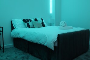 3 chambres, bureau, fer et planche à repasser, Wi-Fi gratuit