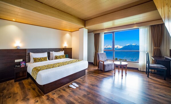 Luksussviitti | Allergiatestatut vuodevaatteet, Select Comfort -patjalliset sängyt