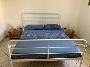 1 quarto, ferros/tábuas de passar roupa, Wi-Fi de cortesia
