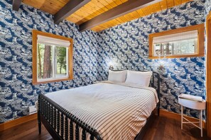 3 bedrooms, WiFi, bed sheets