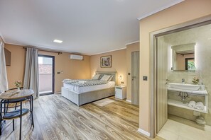 4 habitaciones y caja de seguridad en la habitación 