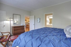 Unclassified image, 2 of 23, button