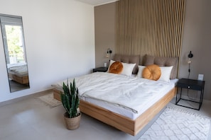 1 bedroom, desk, iron/ironing board, free WiFi - Sunrise Suite | Modern oasis of well-being (Minden)