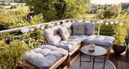 Sunrise Suite | Modern oasis of well-being
