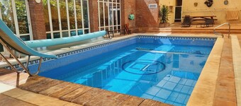 Tu Retiro Rural a 65 Minutos de Barcelona, en el Encantador Escenario de Llacuna