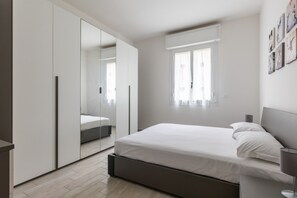 2 camere, ferro/asse da stiro, Wi-Fi gratuito, lenzuola