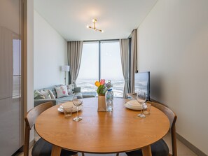 Standard Apartment | Dining room - Beautiful Cityscape Views From This Urban Retreat (Dubai)