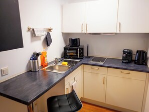 Private kitchen - Design apartment at Einkaufspark Nordost | Messe (Hannover)