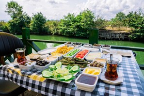 Villa Deluxe | Buffet déjeuner