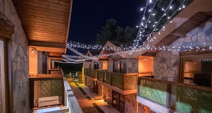 Taş Mahall Luxury Hotel