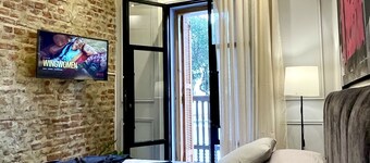 Bellavista Walls House -the Jewel-