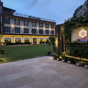 Entrée de l’hébergement