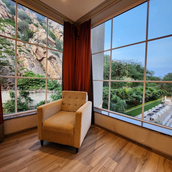 Studio Luxe, 1 lit double, vue montagne | Vue sur les montagnes