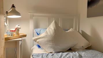 2 slaapkamers, een strijkplank/strijkijzer, wifi, beddengoed