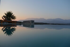 Pool - Niki Cretan Exclusive Villas (Faistos)