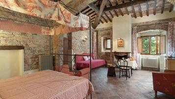 Villa | 6 bedrooms, iron/ironing board, free cribs/infant beds, free WiFi