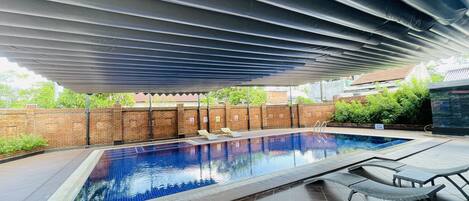 Piscine extérieure