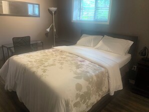 2 間睡房、熨斗/熨衫板、Wi-Fi、床單
