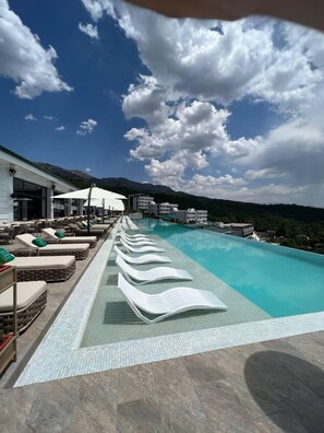 Indoor pool, outdoor pool - Heaven's Garden (Saylyk)