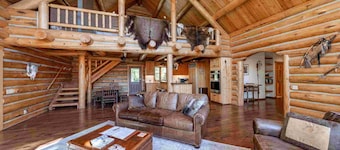 Old Trail Hideaway: 3  BR, 2  BA House in Wilson, Sleeps 9