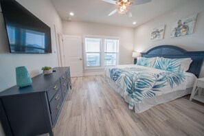 4 Schlafzimmer, Bügeleisen/Bügelbrett, kostenloses WLAN, Bettwäsche